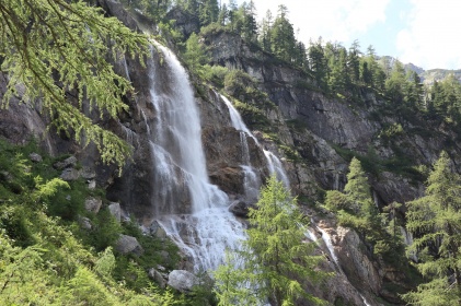 Wasserfall am Weg zum Tappenkarsee
